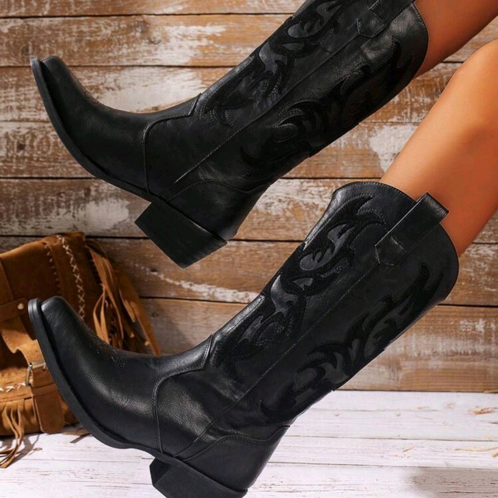 Women's Fashionable Vintage Autumn Embroidered Western Cowboy Boots - Picture 1 of 8